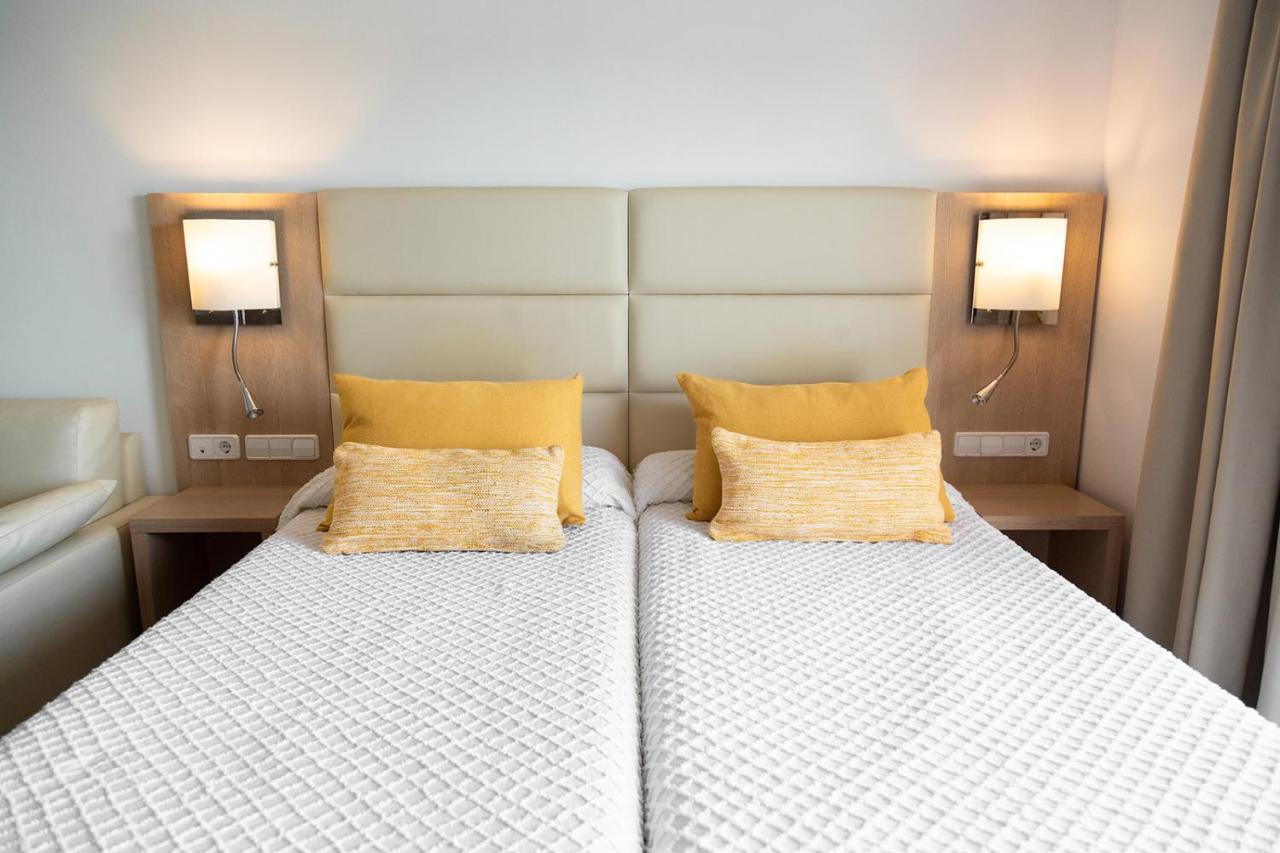 Hostal La Cigueena Portinatx Dış mekan fotoğraf