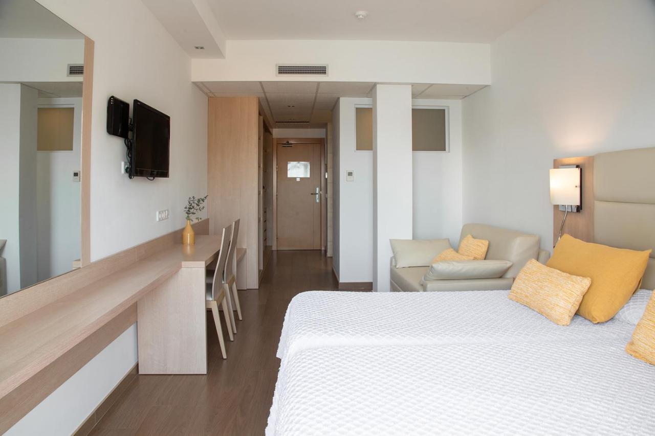 Hostal La Cigueena Portinatx Dış mekan fotoğraf