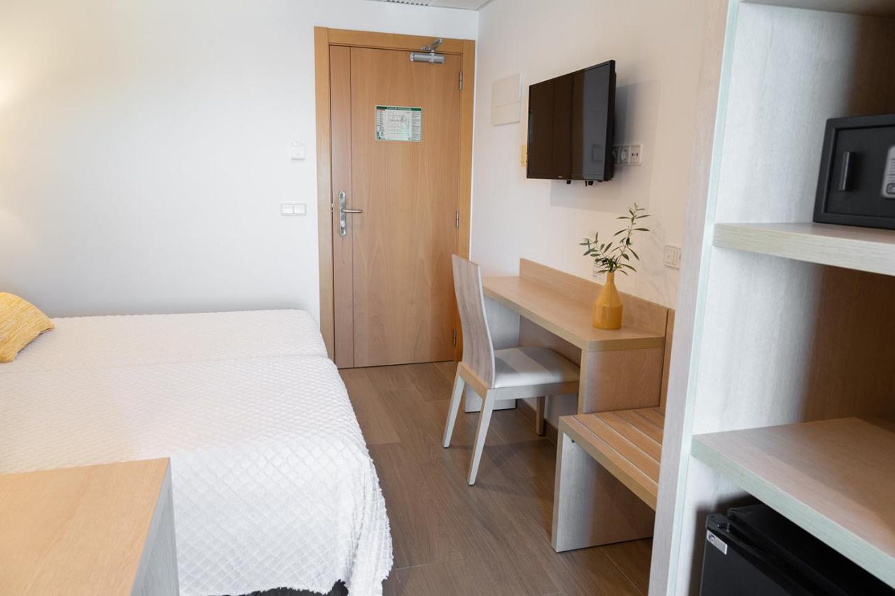 Hostal La Cigueena Portinatx Dış mekan fotoğraf